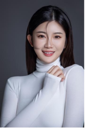 Selina Li Potrait
